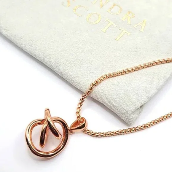 Kendra Scott Rose Gold Presleigh Love Knot Pendant Necklace - Picture 4 of 7